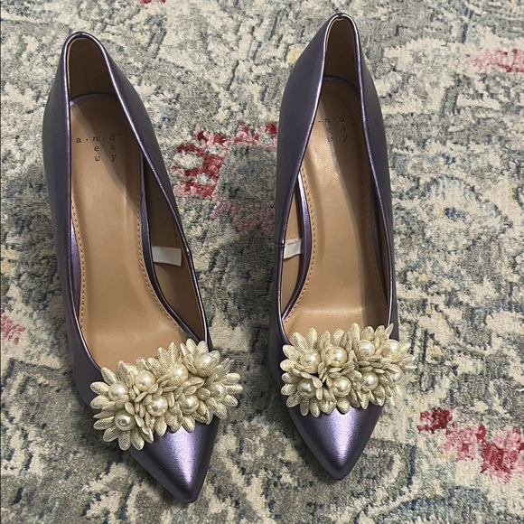 A New Day Purple Heels with Cream Floral Accents - Picture 9 of 10